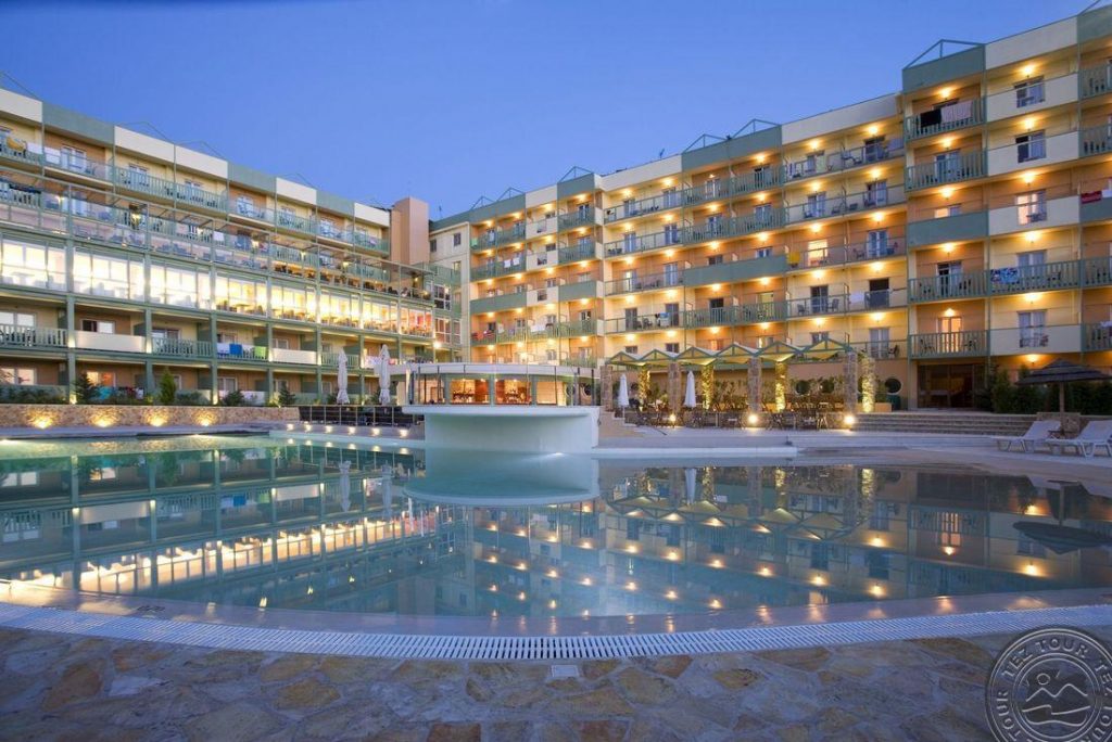Graikija/ Korfu sala jaukiame viešbutyje spalį